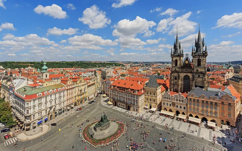 Staroměstské náměstí