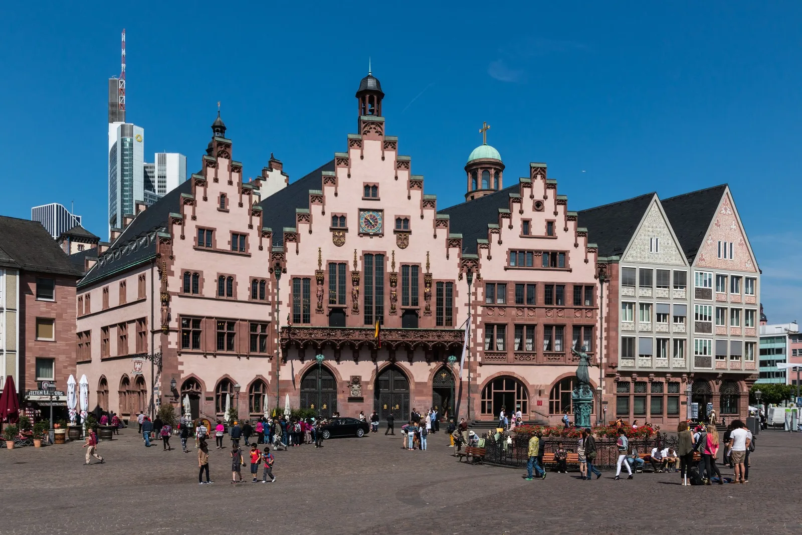 Frankfurt — cíl transferu z letiště Praha