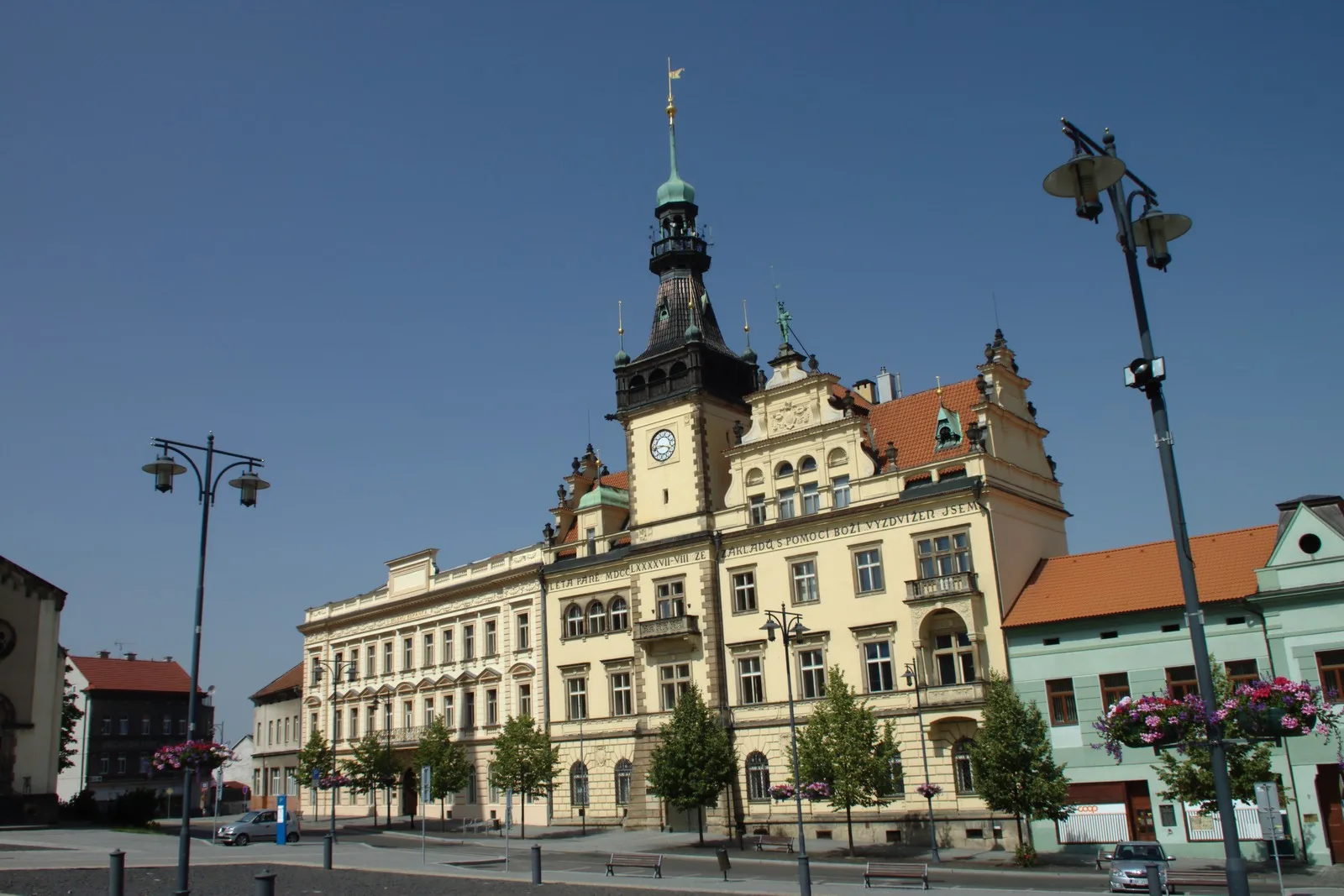 Kladno — cíl transferu z letiště Praha