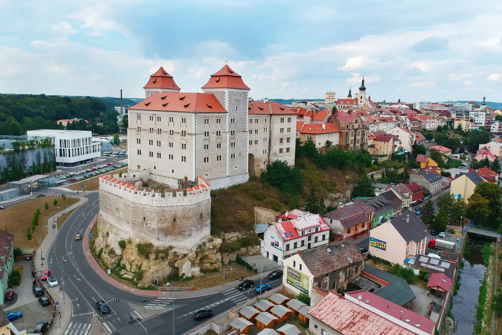 Mladá Boleslav — cíl transferu z letiště Praha